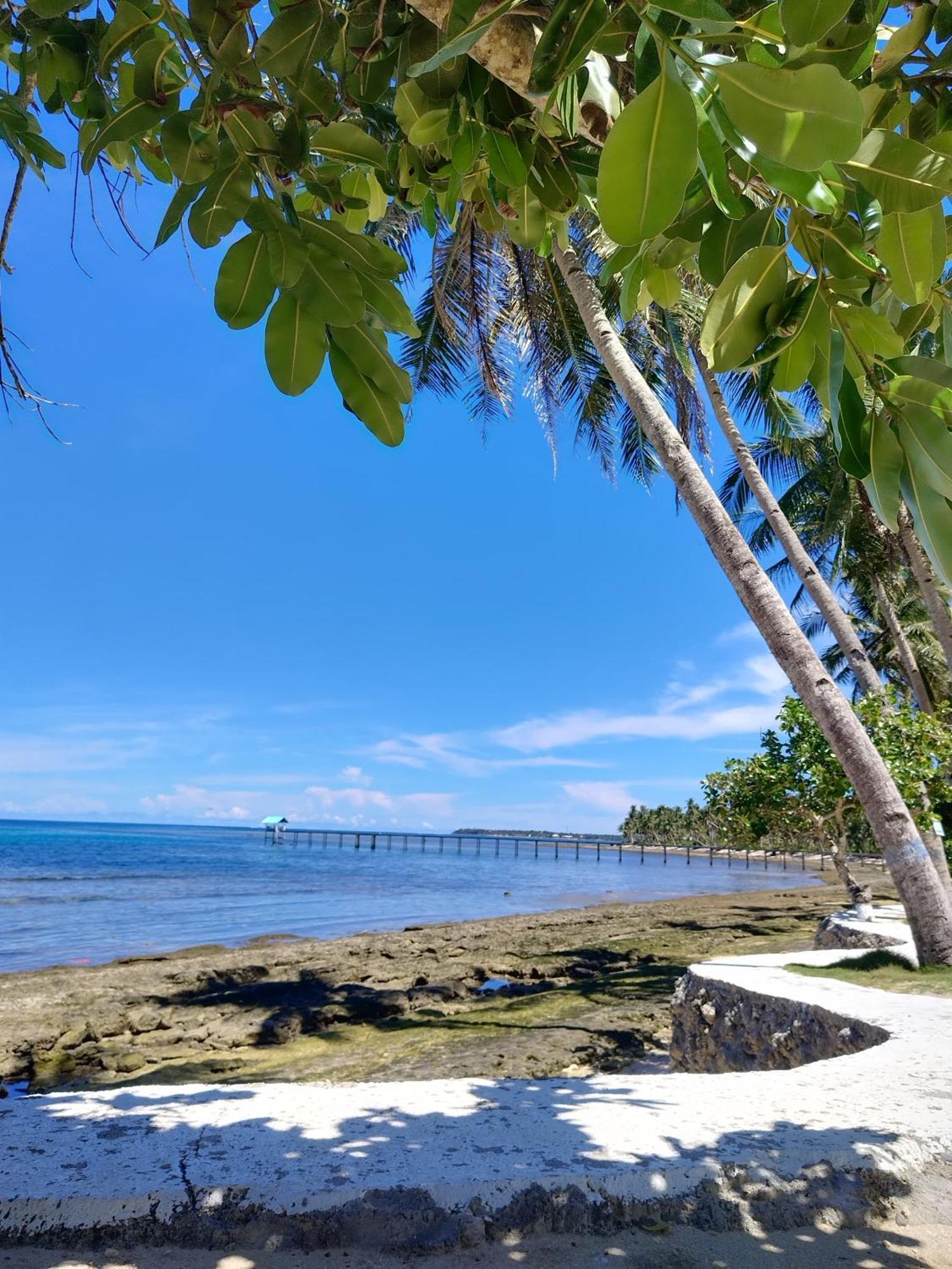 Langojon Jianjoy Beach Resort General Luna  Exteriör bild